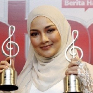 Noor Neelofa