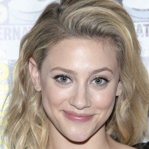 Lili Reinhart