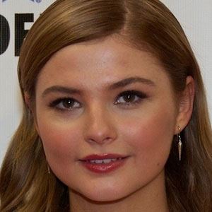 Stefanie Scott