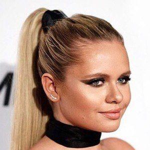 Alli Simpson